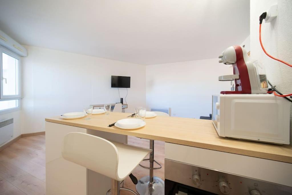 Fully Equipped Apartment 2 To 4 People St Charles Marsylia Zewnętrze zdjęcie